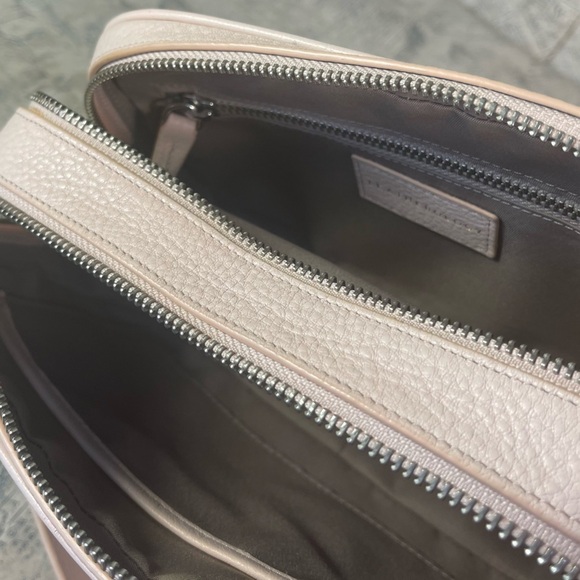 Leatherology Meadow Double Zip Camera Bag Rose Full Grain Leather Pebbled Soft - Picture 9 of 13